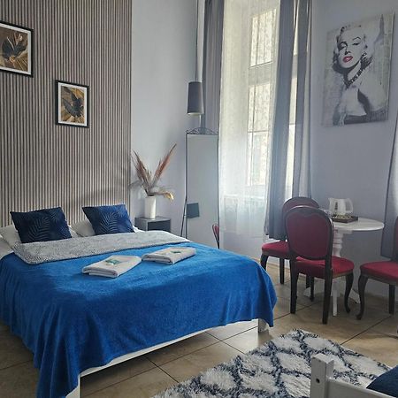 Deja Vu Hostel Warsaw Ngoại thất bức ảnh