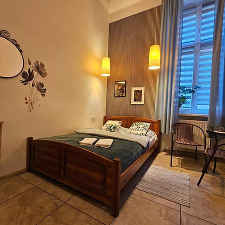 Deja Vu Hostel Warsaw Ngoại thất bức ảnh