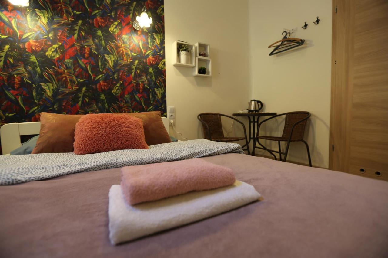 Deja Vu Hostel Warsaw Ngoại thất bức ảnh