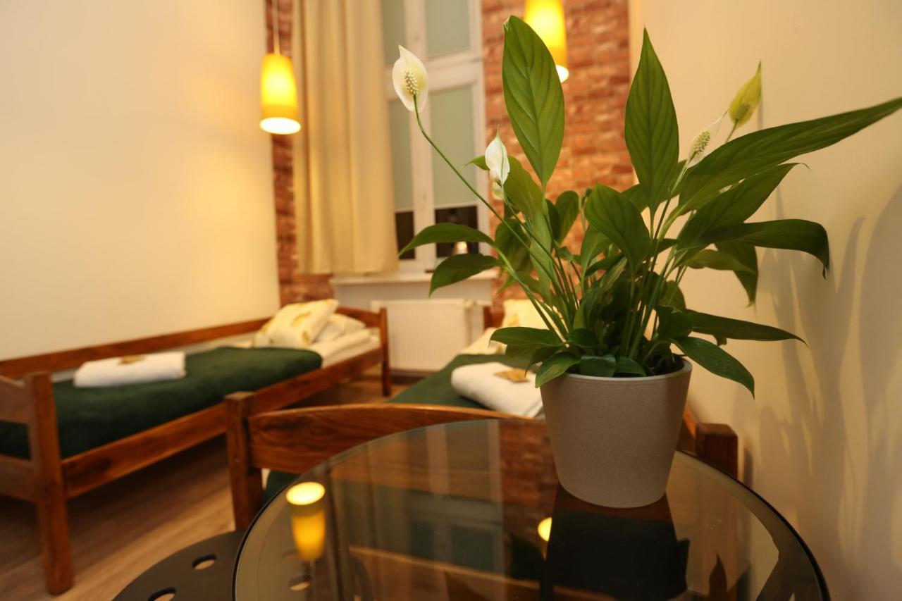 Deja Vu Hostel Warsaw Ngoại thất bức ảnh
