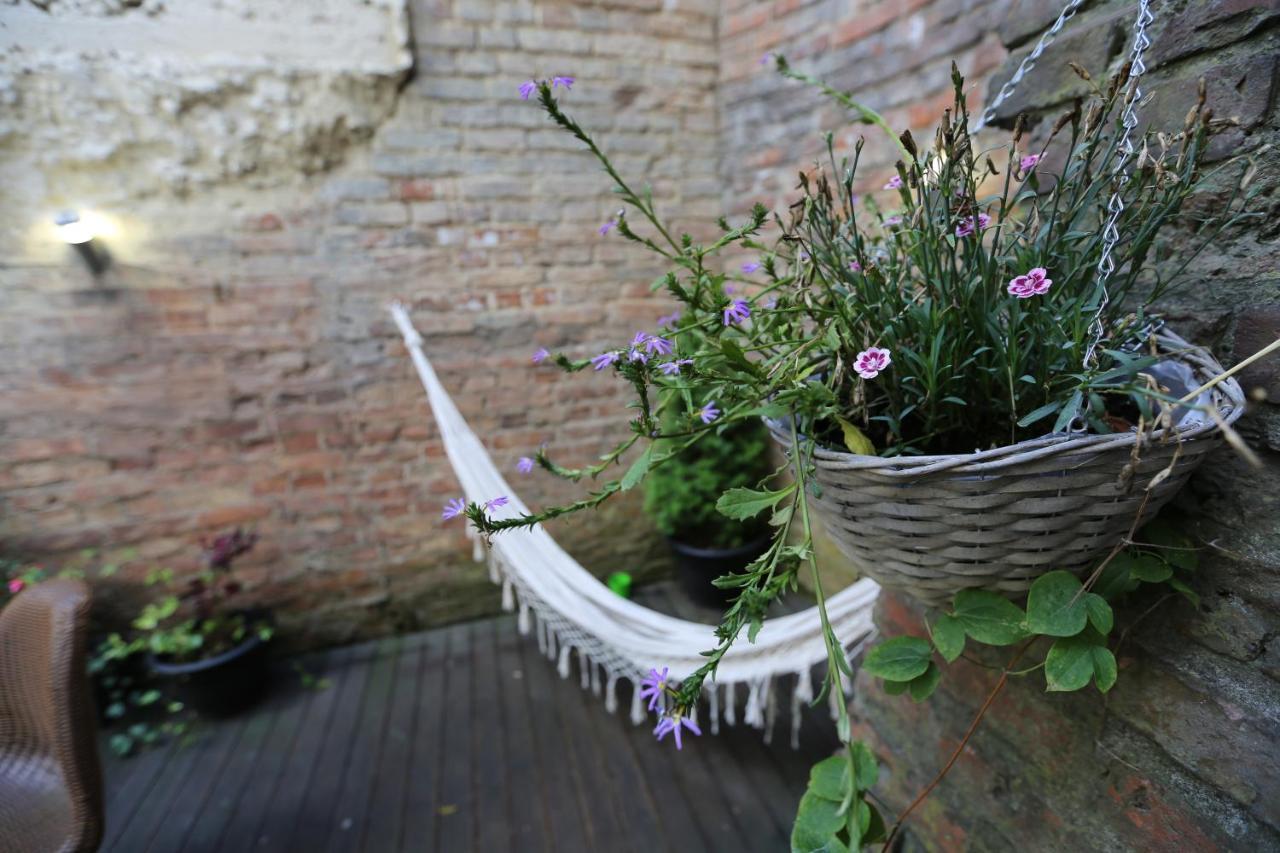 Deja Vu Hostel Warsaw Ngoại thất bức ảnh