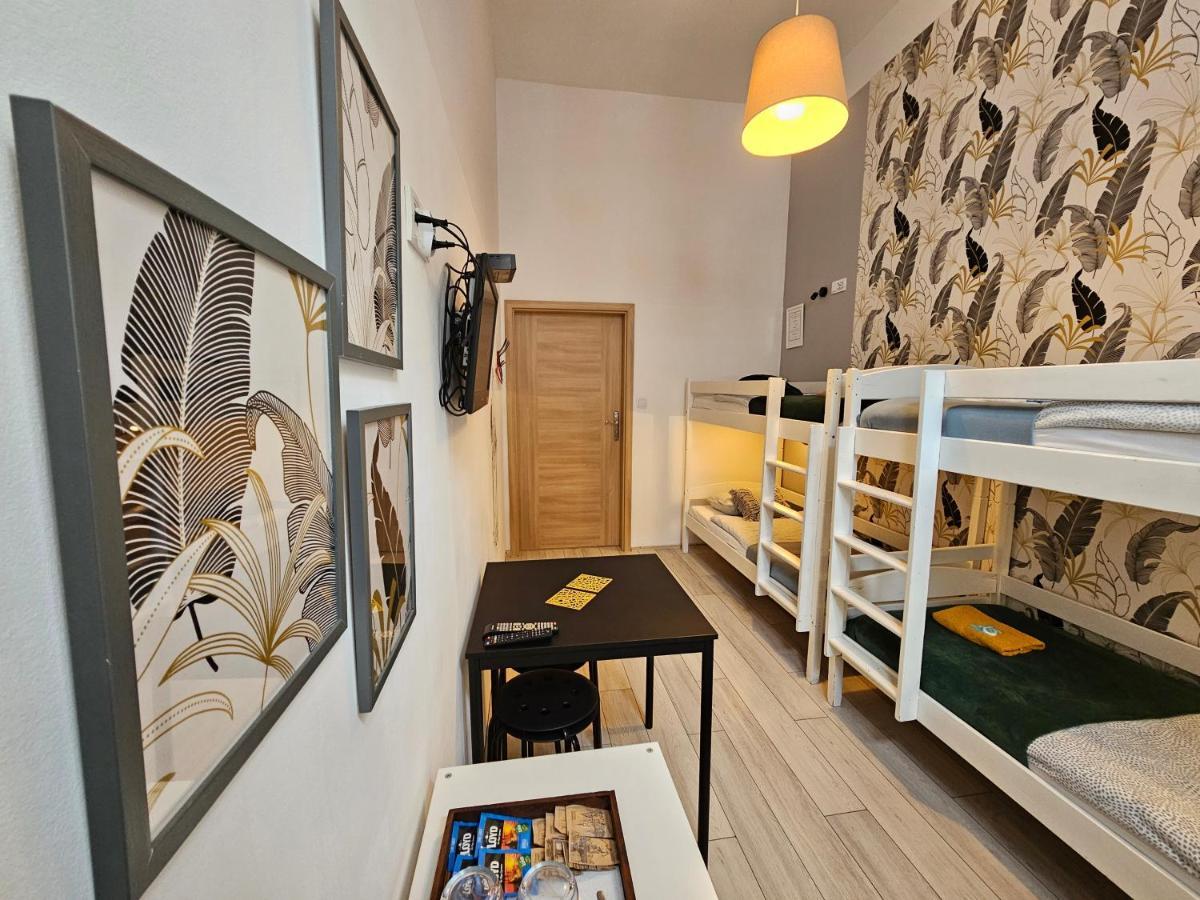 Deja Vu Hostel Warsaw Ngoại thất bức ảnh