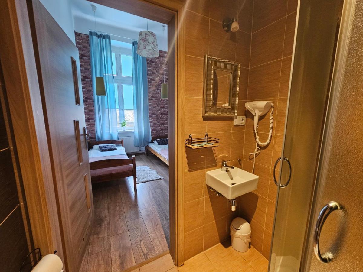 Deja Vu Hostel Warsaw Ngoại thất bức ảnh