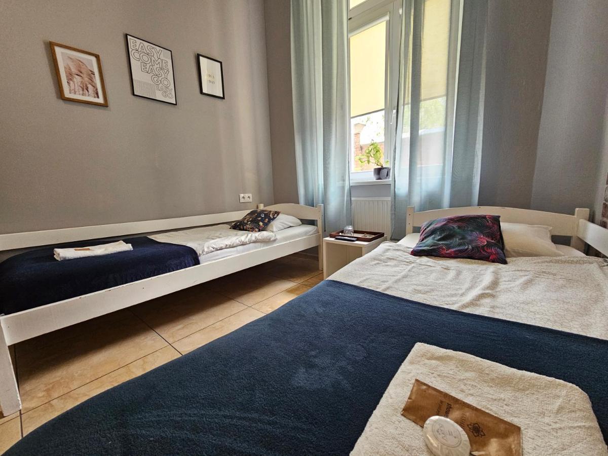 Deja Vu Hostel Warsaw Ngoại thất bức ảnh