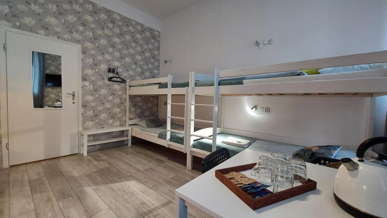 Deja Vu Hostel Warsaw Ngoại thất bức ảnh