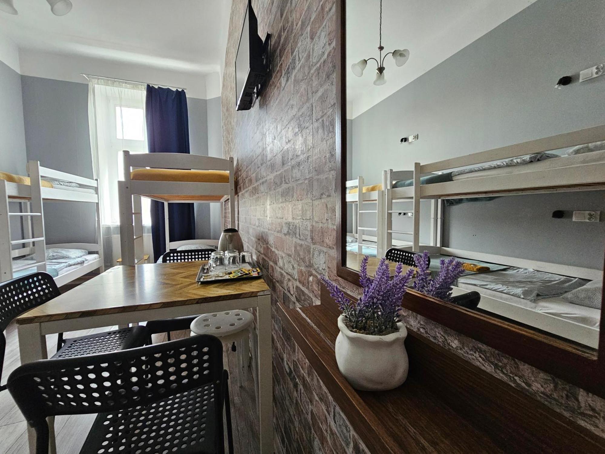 Deja Vu Hostel Warsaw Ngoại thất bức ảnh