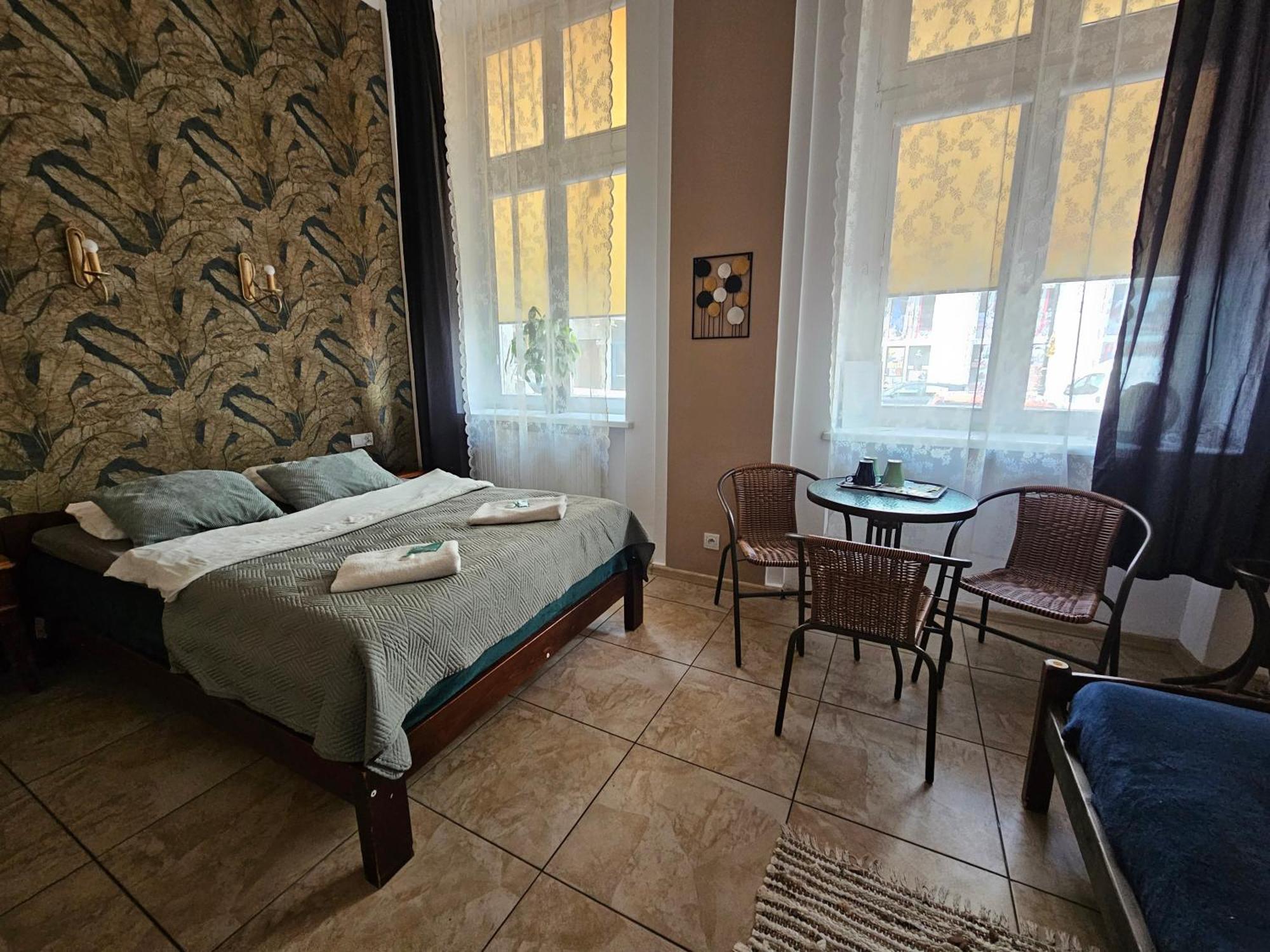 Deja Vu Hostel Warsaw Ngoại thất bức ảnh