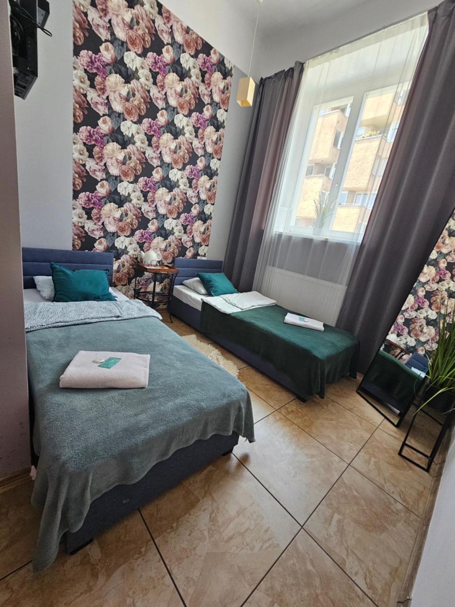 Deja Vu Hostel Warsaw Ngoại thất bức ảnh
