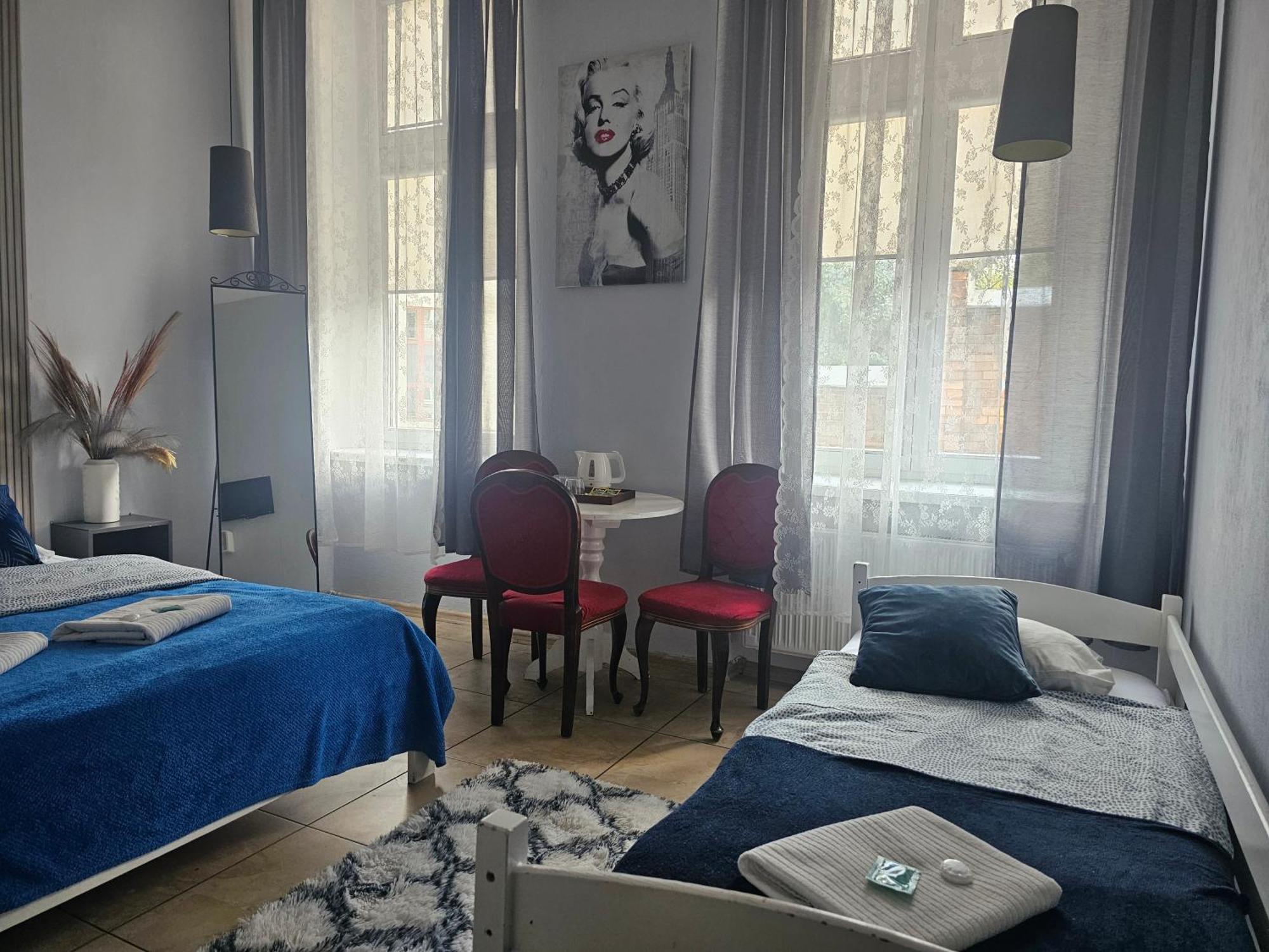 Deja Vu Hostel Warsaw Ngoại thất bức ảnh