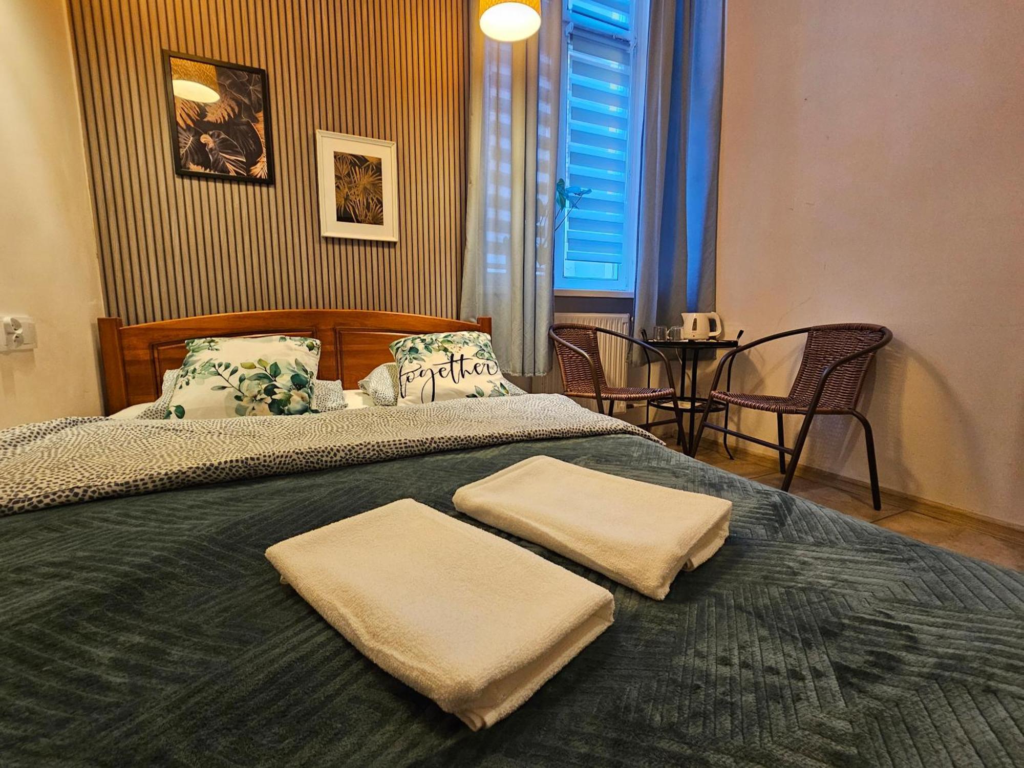 Deja Vu Hostel Warsaw Ngoại thất bức ảnh
