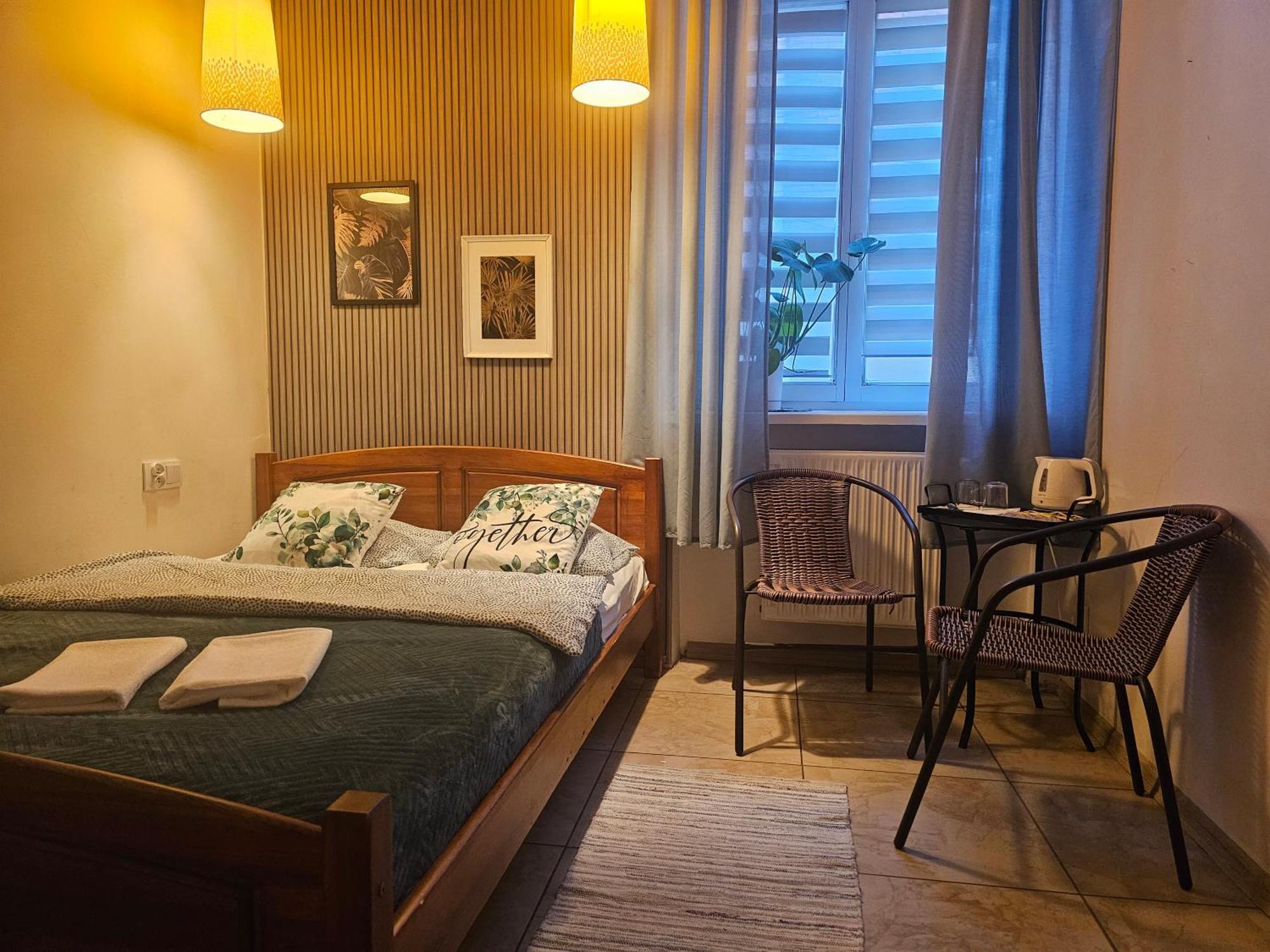 Deja Vu Hostel Warsaw Ngoại thất bức ảnh